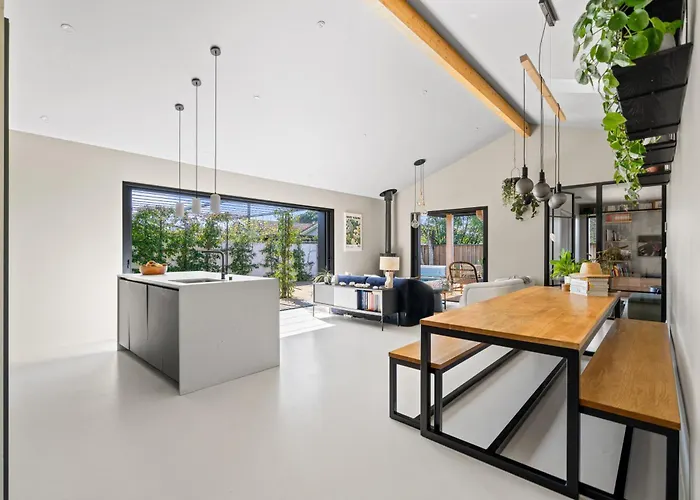 Design, Charme Avec Piscine فيلة *