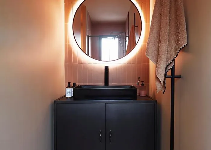 Design, Charme Avec Piscine